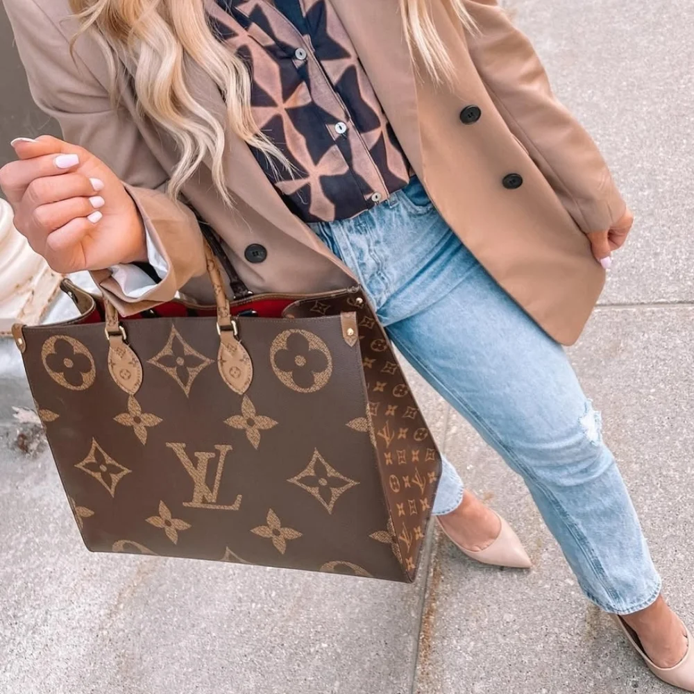 Like New!!! NWT! Louis Vuitton OnTheGo LV Reverse Canvas GIANT Monogram GM - Picture 8 of 16